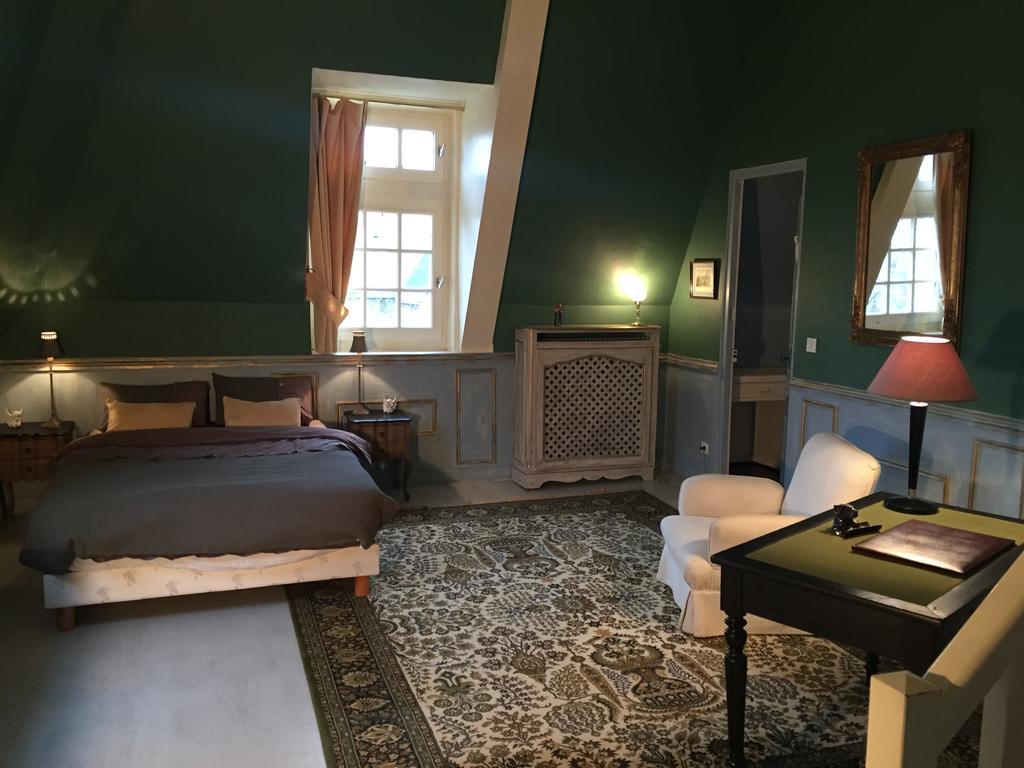 Le Castel Ecossais Bed & Breakfast Санлис Стая снимка